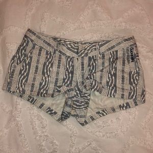 Billabong women’s shorts